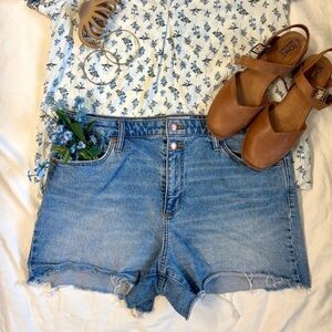 Denim Cut Offs | Jean Shorts | Blue Wash | Size 16 | Universal Thread |